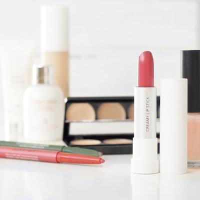 4 Cara Hemat yang Bisa Kamu Lakuin buat Memperbaiki Penampilan